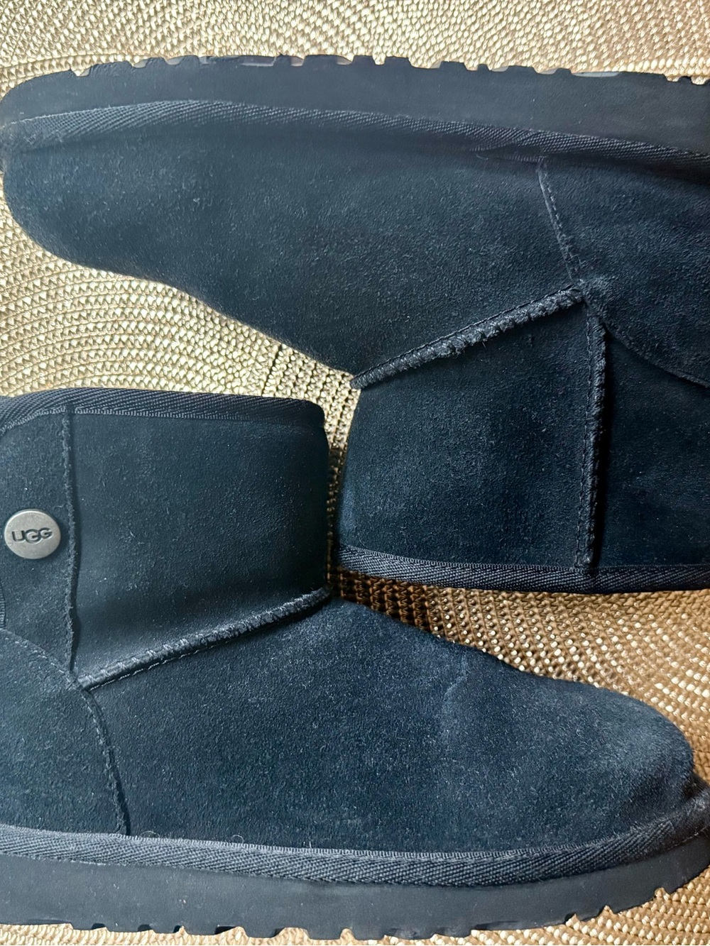 UGG Black Suede Boots Girls Big Kids Size 3